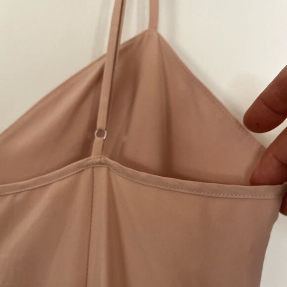 BCBG ivory 2-piece gorgeous dress set.Straight style, laced shell, solid slip, S - Picture 14 of 14